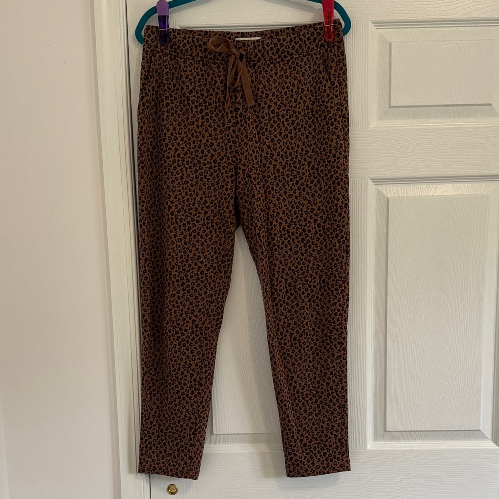 Lou & Grey Brown Leopard Print Women's Joggers